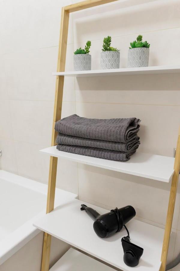 Diamond Residence In Old Town With Free Parking Bratislava Luaran gambar